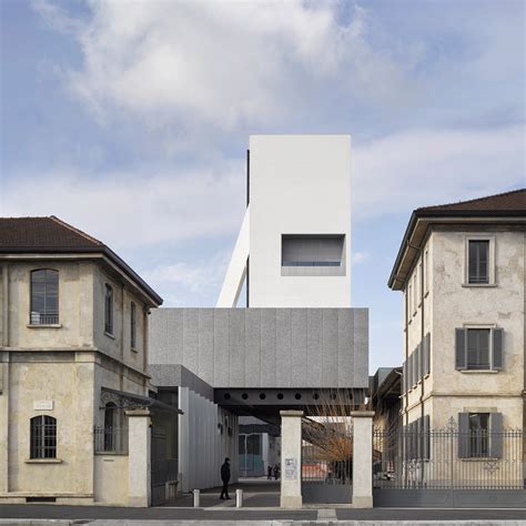 oma fondazione Prada